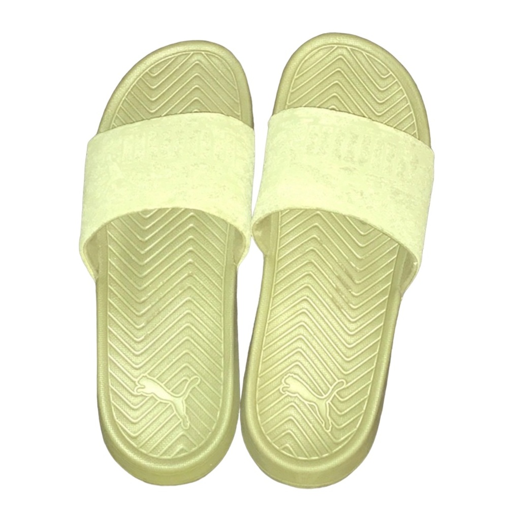 Puma Slides - Picture 1 of 5